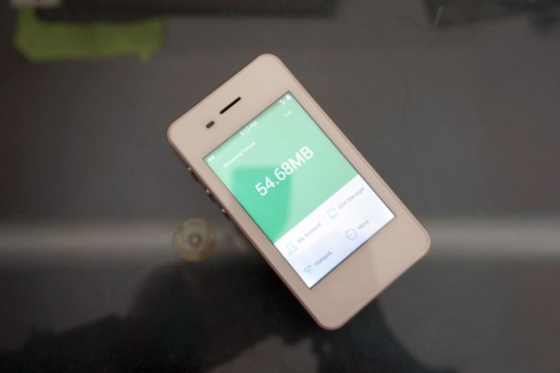 lI Il Glocalme - the best mobile hotspot with 4G LTE? Classic lenses