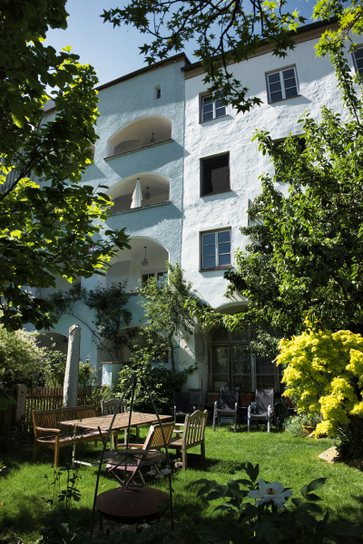 Tamron 24mm f2-8 on Sony A7ii 00486