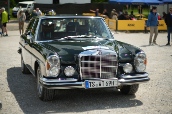 Biotar-inspired TTArtisan 75mm f1.5 A7C03335, the Mercedes-Benz 300 SEL 6.3 was produced from 1968 to 1972 and had the same engine as the legendary Mercedes 600