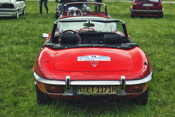 Biotar-inspired TTArtisan 75mm f1.5 A7C03612, the Jaguar E-Type V-12 was produced from 1961 to 1974