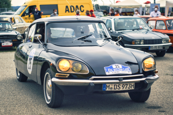 Carl Zeiss Biotar 58mm f2 on Sony a6100 APS-C camera DSC05975