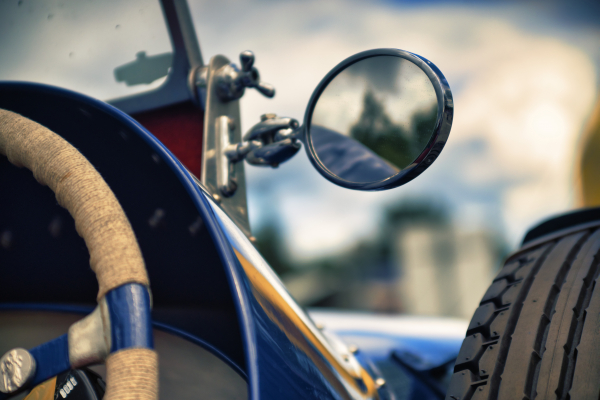 Carl Zeiss Vario Sonnar 28-85mm f3.3-4 A7C05302, Riley Coventry MPH 1935