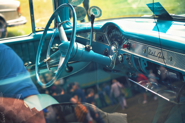 Carl Zeiss Vario Sonnar 28-85mm f3.3-4 A7C05415, Chevrolet Bel Air 1955