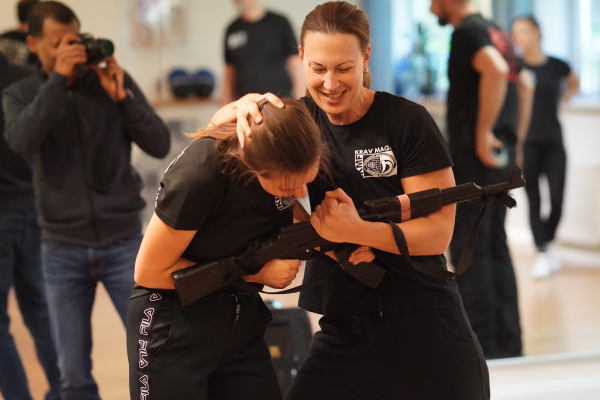 Krav Maga Munich Germany Zeiss Batis 85mm f1.8 lens 2020-01-18-11-23-48 DSC02567