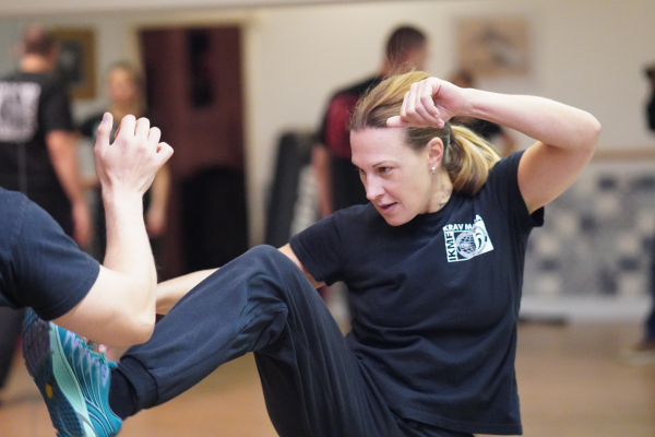 Krav Maga Munich Germany Zeiss Batis 85mm f1.8 lens 2020-01-18-11-41-07 DSC02921