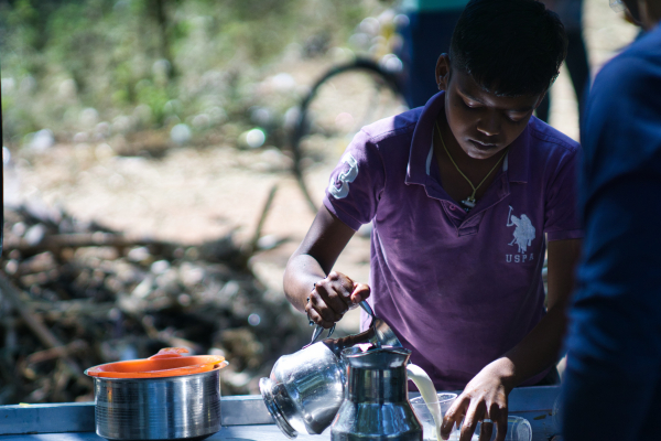 Nikkor-Ai-S-105mm-f2.5-lens-Sony-a6000-camera-DSC03208