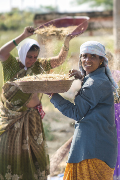 Nikkor-Ai-S-105mm-f2.5-lens-Sony-a6000-camera-DSC03225